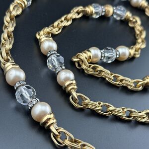 Heavy Vintage Gold Plated Chain Necklace Faux Pearl Crystal Beads Rhinestone 22"